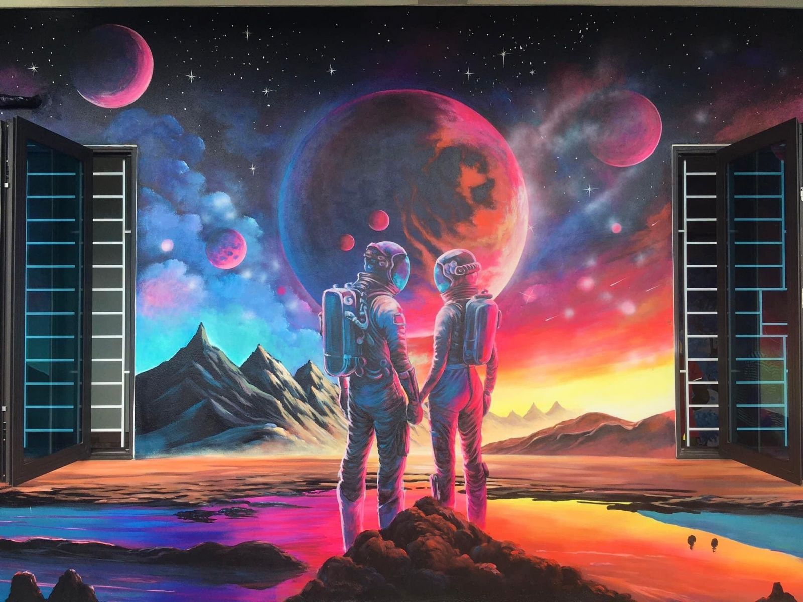Mẫu 5: Họa tiết tranh vẽ tường thám hiểm vũ trụ